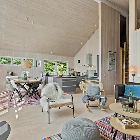 Gorgeous In With Kitchen